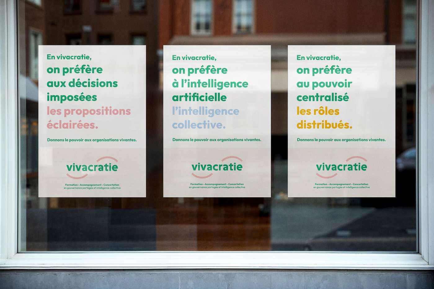 affiches de la marque vivacratie